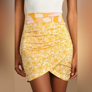 FREE PEOPLE She's Something Else Yellow Floral Print Mini Skirt , size large